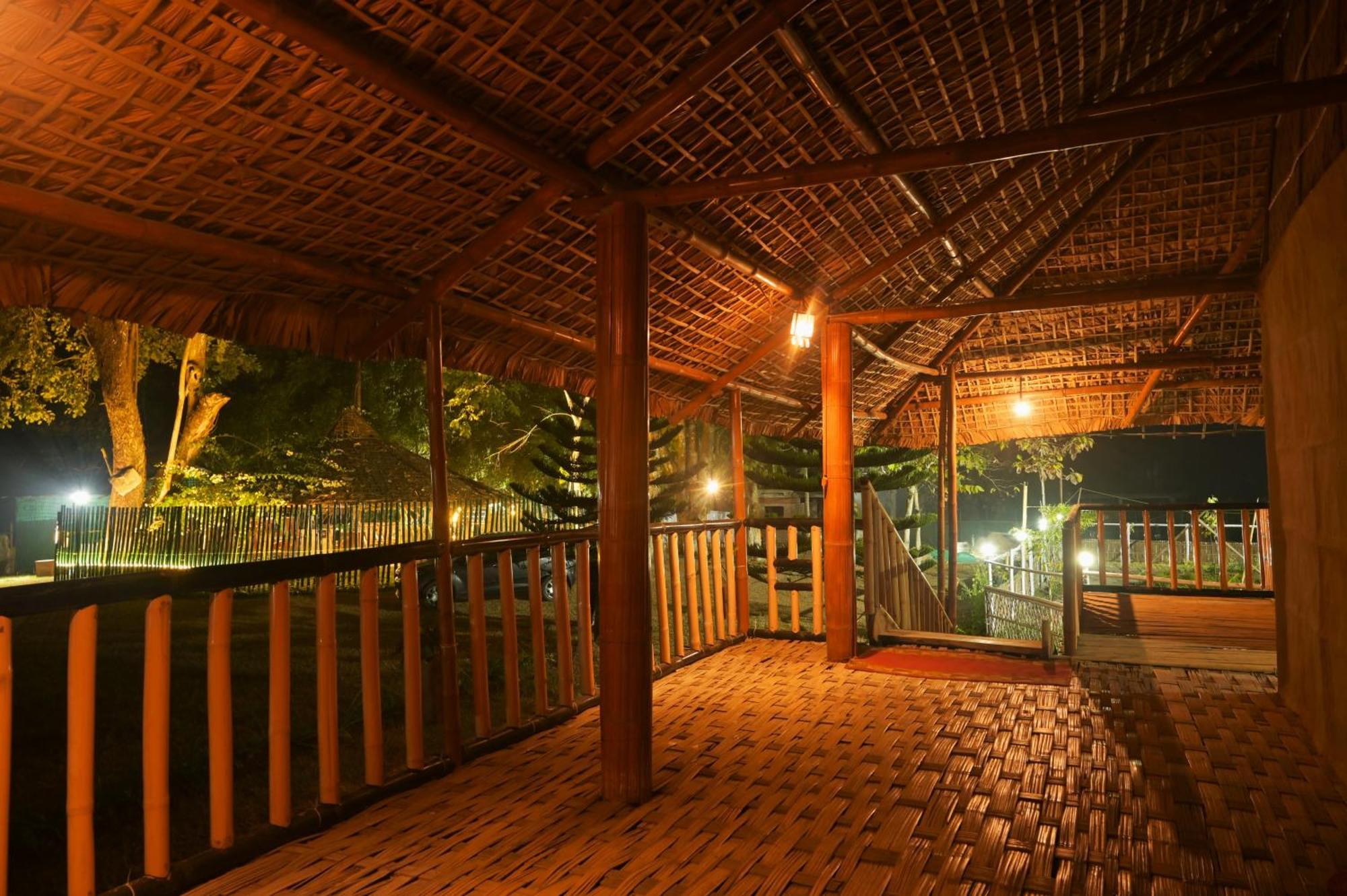 Hotel Gorh Retreat Kāziranga Esterno foto